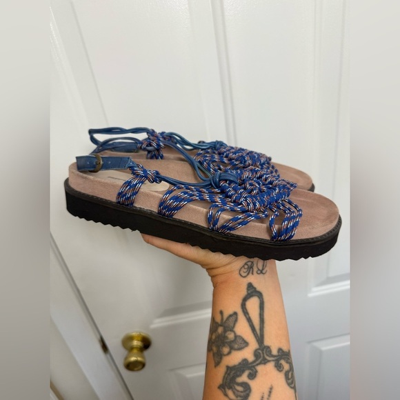 Free People Blue Rope Knotted Sandals Size 9.5 Outdoors Casual Summer Comfy - Picture 3 of 7